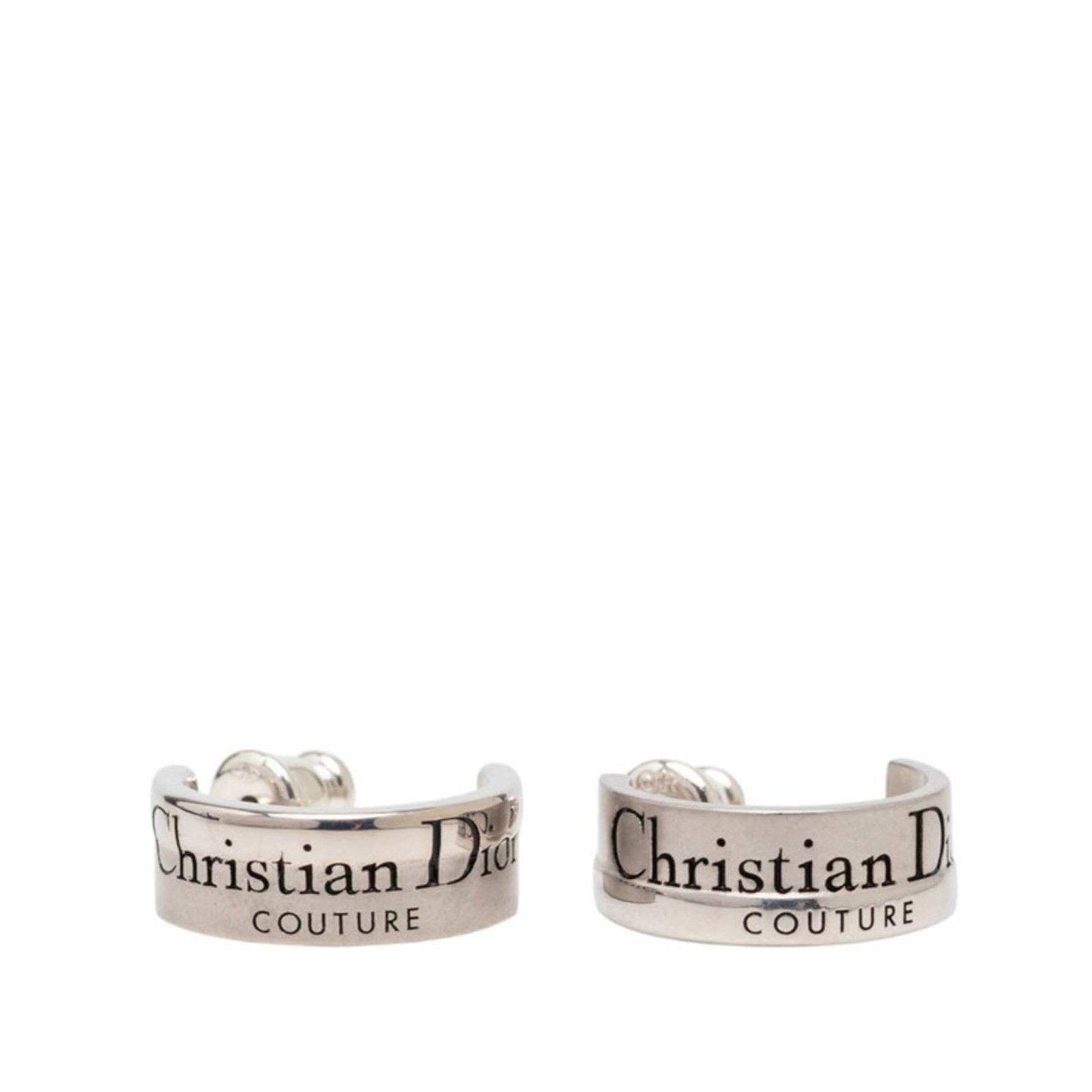 Stud earrings silver 925 by Dior Christian: Stud earrings silver 925 by Dior Christian Silver stud earrings from Dior Christian, crafted with 925 sterling silver for a touch of luxury. Measuring 15.50mm in height and 5.60mm in width, these eleg