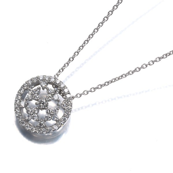 Ponte Vecchio Necklace Diamond 0.20Ct Circle Flower 999 850 Platinum: Ponte Vecchio Necklace Diamond 0.20Ct Circle Flower 999 850 Platinum Ponte Vecchio Necklace boasts a stunning 0.20ct diamond circle flower pendant set in 999/850 platinum, creating a striking piece th