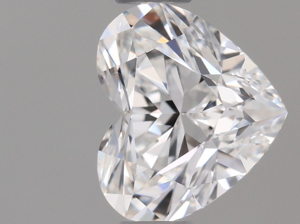 GIA Heart 0.7ct F VVS1 - Loose Natural Diamond: GIA Heart 0.7ct F VVS1 - Loose Natural Diamond GIA certifies this loose natural diamond as VVS1 clarity, showcasing exceptional brilliance and fire. With a color grade of F and EX polish, its luster