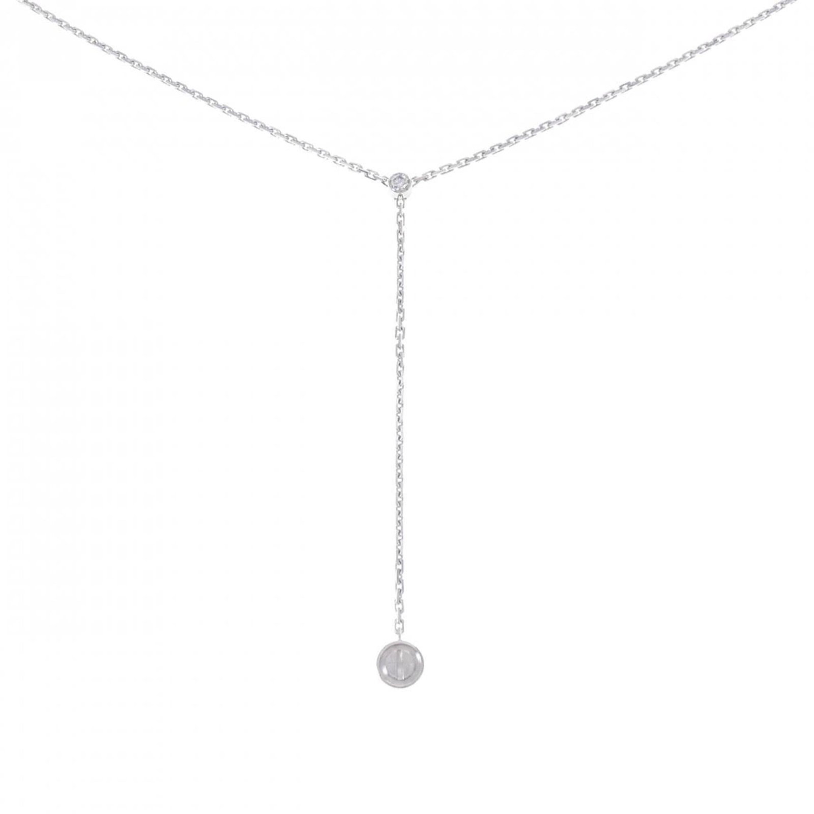 Love Necklace By Cartier: Love Necklace By Cartier White gold pendant featuring a diamond, part of the iconic Love Necklace by Cartier. This elegant piece boasts a classic design with a timeless appeal. The necklace's 38 cm ci