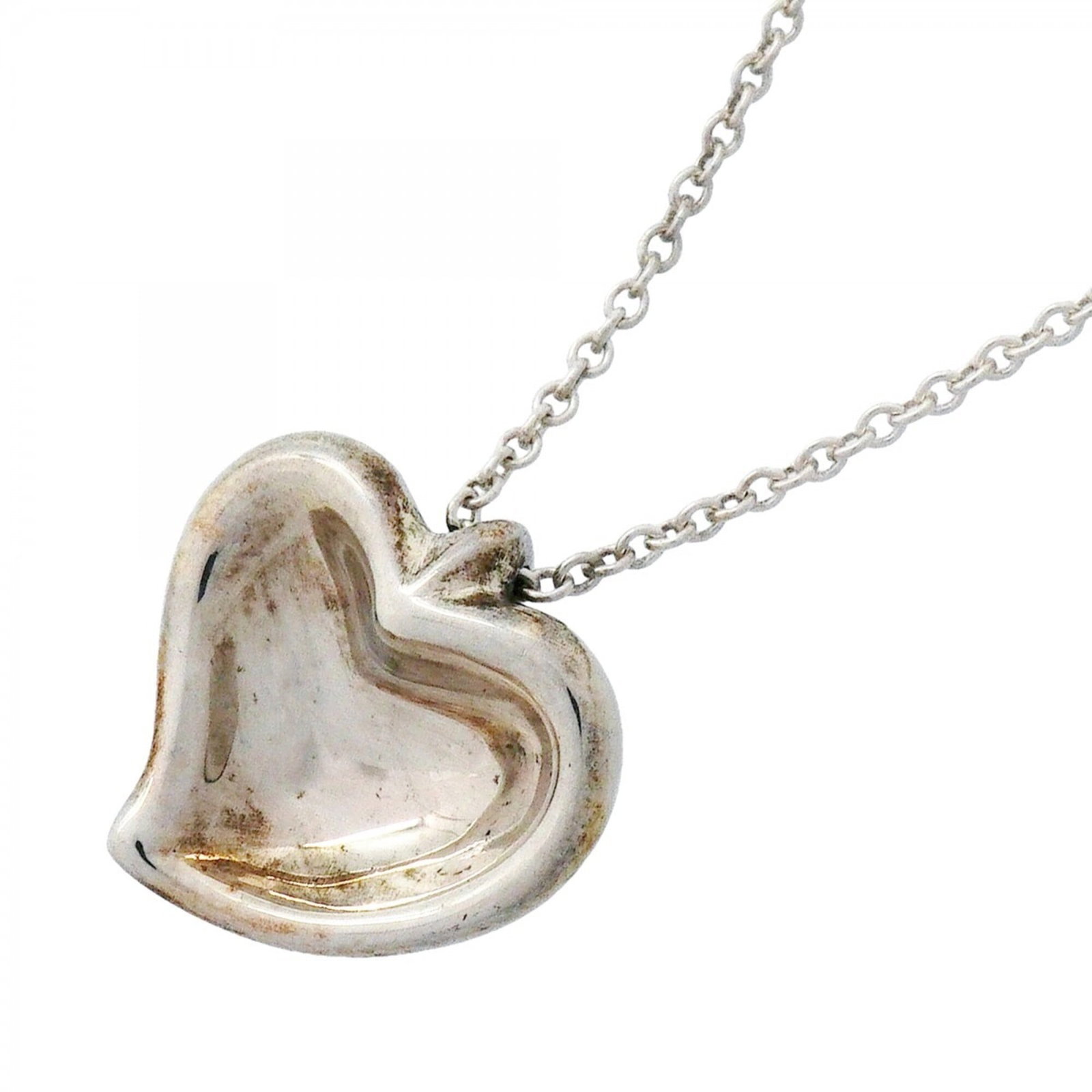 Tiffany & Co. Full Heart Necklace Sterling Silver 925 Women'S P2986817: Tiffany & Co. Full Heart Necklace Sterling Silver 925 Women'S P2986817 Sterling silver necklace with a full heart pendant, measuring 12.8mm x 14mm, features the Tiffany & Co. brand and 925 hallmark, s