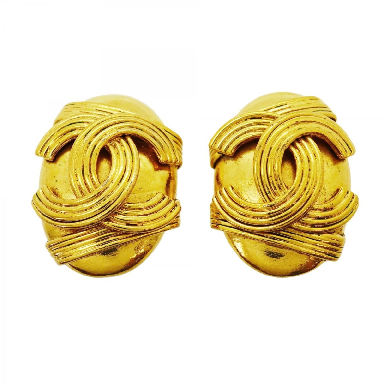 Chanel Clip Earrings Gold Plating: Chanel Clip Earrings Gold Plating Gold-plated clip earrings from Chanel, featuring a sleek and sophisticated design. Made with gold plating, these earrings have a luxurious feel and shine. Standing at