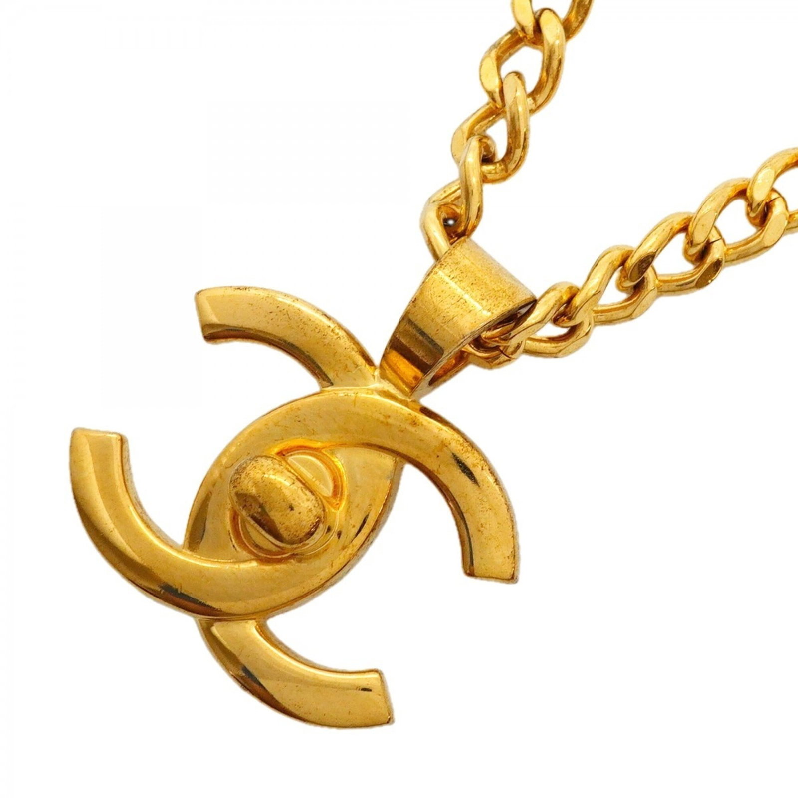 Chanel Necklace Coco Mark Turnlock Gp Plated Gold Women'S P3019131: Chanel Necklace Coco Mark Turnlock Gp Plated Gold Women'S P3019131 Gold plated necklace with Coco Mark Turnlock pendant, measuring 41.6mm x 37.7mm and featuring a gold plating finish. The necklace fal