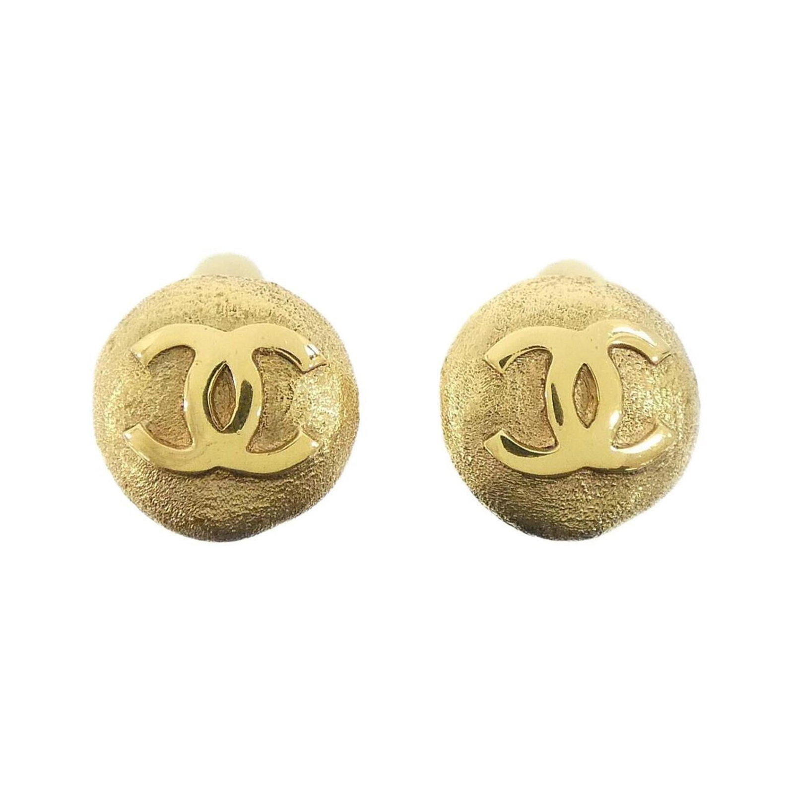 Clip earrings from Chanel (1 of 3)