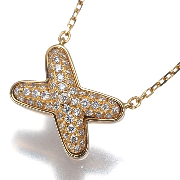 Chaumet Necklace Diamond Jeux De Liens 18K 750 Rose Gold: Chaumet Necklace Diamond Jeux De Liens 18K 750 Rose Gold Chaumet's exquisite 18k rose gold necklace features a stunning diamond pendant, part of the iconic Jeux de Liens collection. The natural diamon
