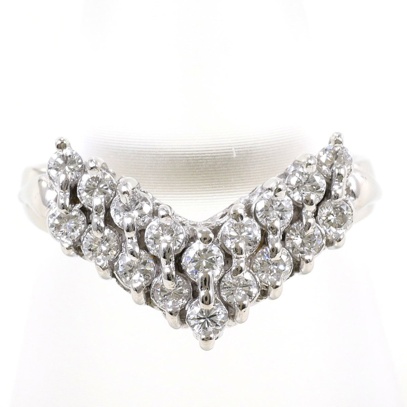 Ring Band Platinum 850: Ring Band Platinum 850 Platinum 850 band ring features a diamond stone weighing 0.45 carats, set in a high-quality platinum metal construction with a US size 6 fit and 11mm width. The ring's weight