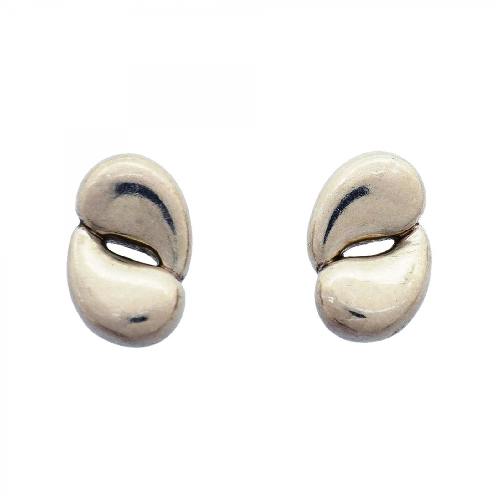 Tiffany Stud Earrings Silver 925: Tiffany Stud Earrings Silver 925 Silver Tiffany stud earrings with a sleek, modern design. Made from high-quality Silver 925 material, these earrings boast a timeless elegance that's perfect for every