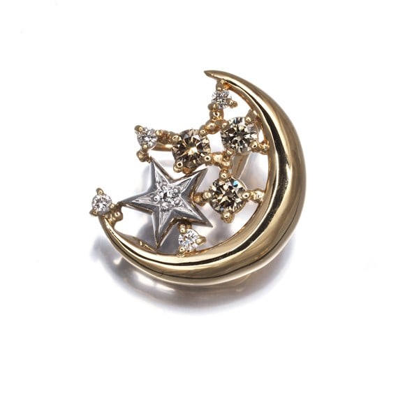Diamond 0.20Ct Moon Star Pendant 18K 750 Yellow Gold/ 900 Platinum: Diamond 0.20Ct Moon Star Pendant 18K 750 Yellow Gold/ 900 Platinum The 0.20ct Moon Star Pendant shines with its natural diamond, set in 18K yellow gold and 900 platinum. This beautiful piece features 