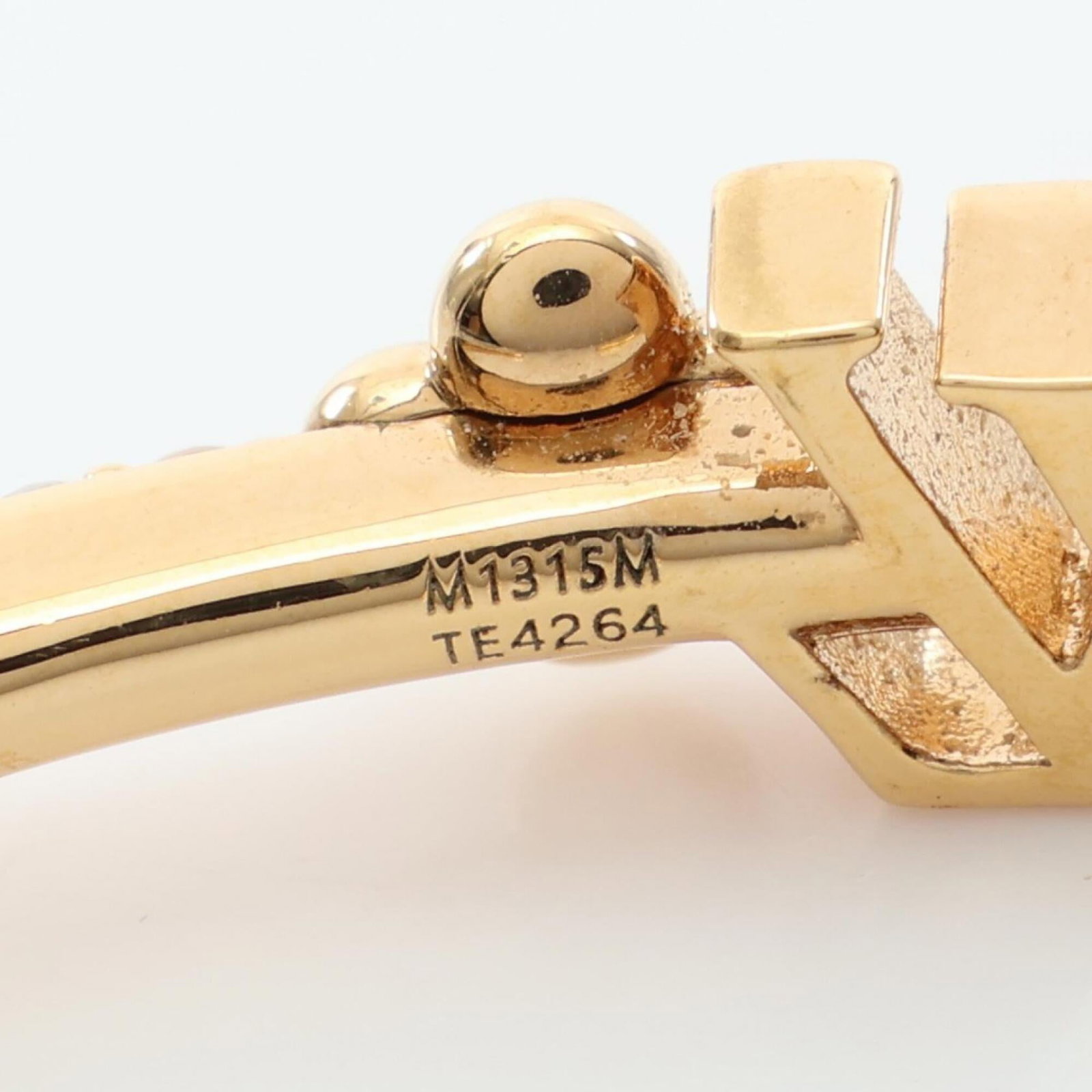 Louis Vuitton Bangle Gold Plating - 4