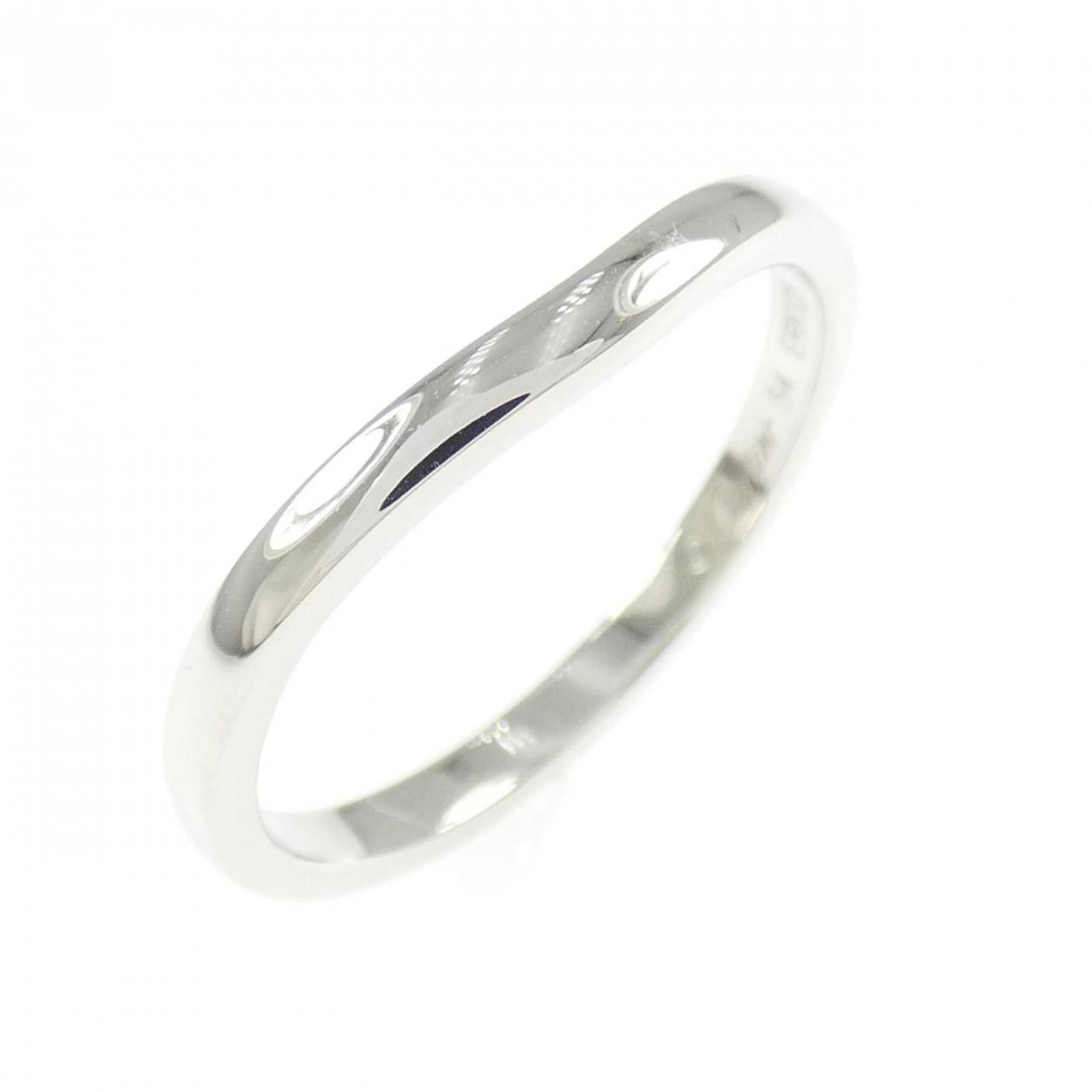Cartier Band Ring Platinum 950: Cartier Band Ring Platinum 950 Cartier's Band ring in platinum 950 boasts its sleek design and premium material, making it a stylish accessory for women. This band ring features the iconic Cartier bra