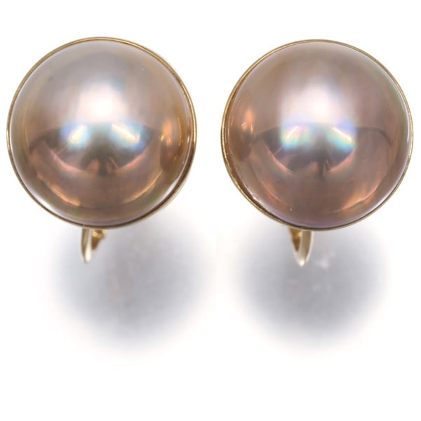 Tasaki Earrings Mabe Pearl 14.0Mm 18K 750 Yellow Gold: Tasaki Earrings Mabe Pearl 14.0Mm 18K 750 Yellow Gold Tasaki Earrings Mabe Pearl 14.0Mm 18K 750 Yellow Gold feature a stunning 14.0mm cultured mabe pearl, set in 18k yellow gold with a sleek design
