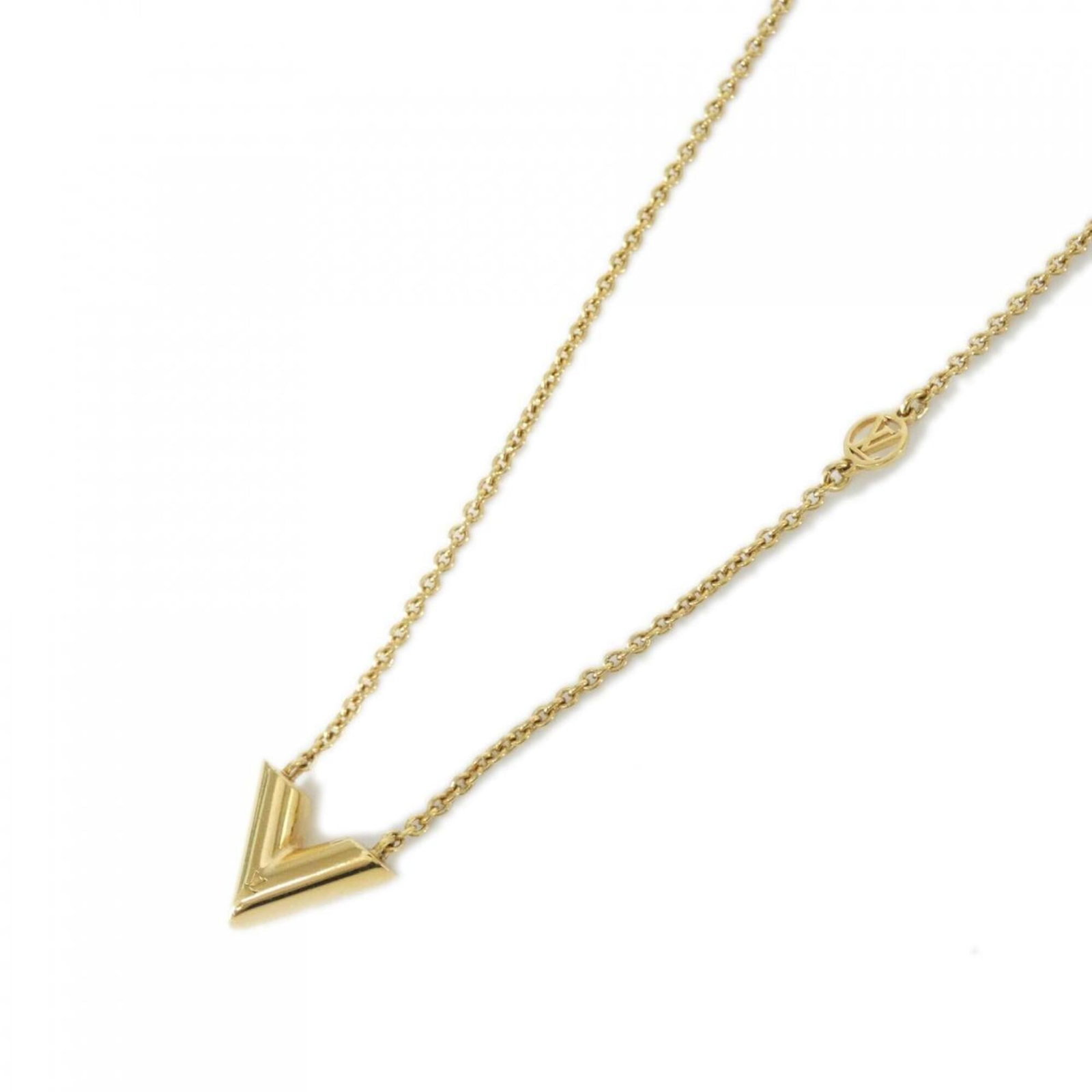 Louis Vuitton Essential V Necklace M00857: Louis Vuitton Essential V Necklace M00857 The Louis Vuitton Essential V Necklace M00857 boasts a sleek gold design, featuring a signature LV monogram pattern. This versatile necklace is adjustable to
