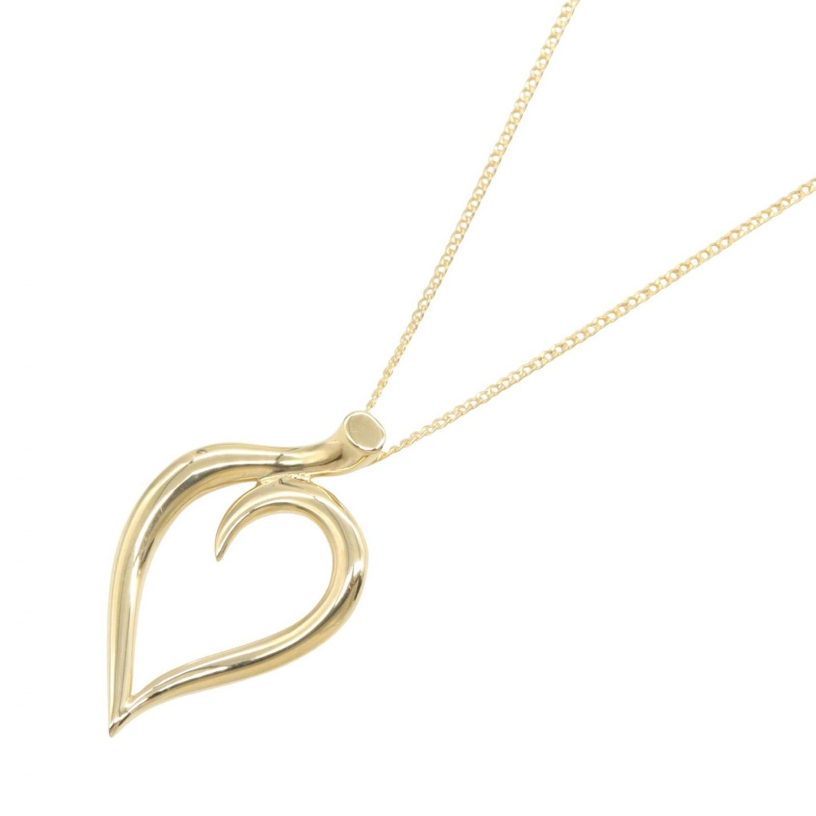 Tiffany & Co. Leaf Heart Necklace 18K (Yellow Gold) Women'S Jewelry Gold Tone: Tiffany & Co. Leaf Heart Necklace 18K (Yellow Gold) Women'S Jewelry Gold Tone Tiffany & Co. Leaf Heart Necklace in 18K Yellow Gold features a delicate, gold-toned leaf design at its center,