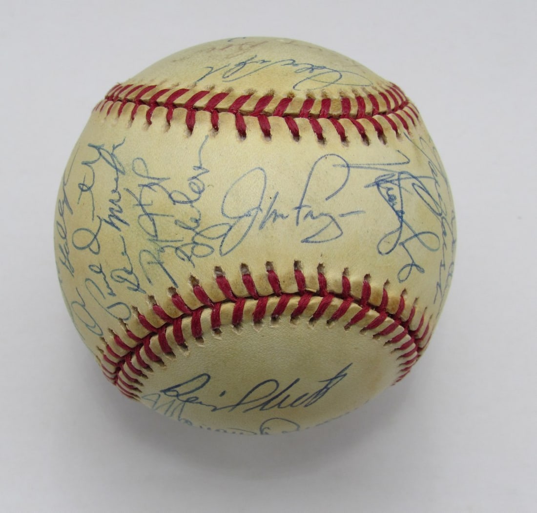 1995 Phillies Team Signed by 33 ONL Baseball Curt Schilling Van Slyke 191885 (1 of 9)