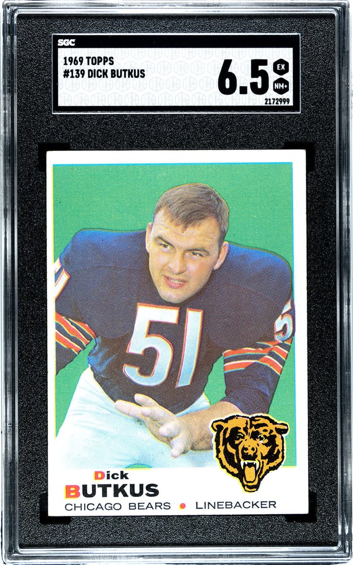 Butkus Dick Topps 1969 #139 Sgc 6.5: Butkus Dick Topps 1969 #139 Sgc 6.5 Topps Dick Butkus 1969 #139 SGC 6.5 features a signed card with a grade of 6.5 from the Sports Collectors Guild, showcasing the iconic linebacker's image in basebal