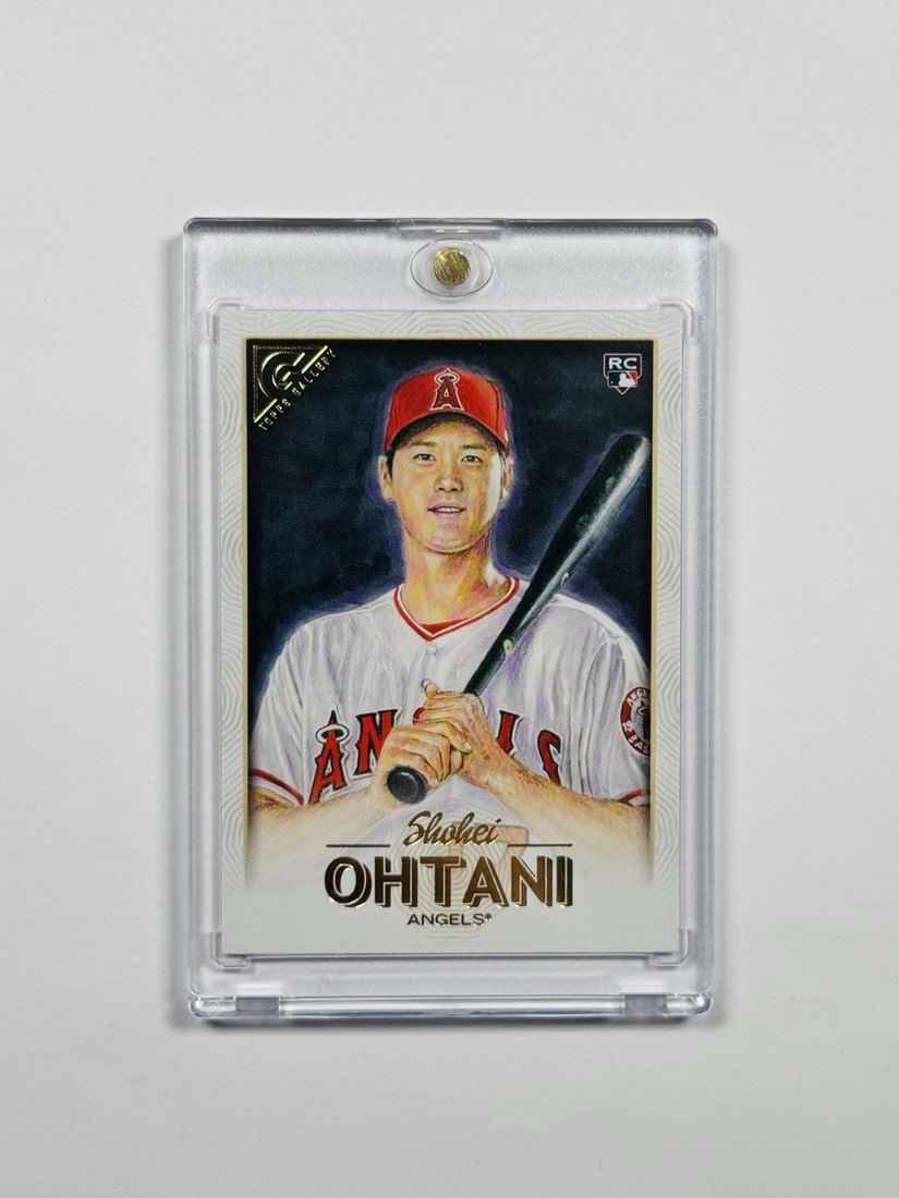2018 TOPPS GALLERY SHOHEI OHTANI #116 ROOKIE: 2018 TOPPS GALLERY SHOHEI OHTANI #116 ROOKIE Standard size, English-language baseball card featuring Shohei Ohtani as player #116 in the 2018 Topps Gallery set. This rookie card showcases Ohtani's lik