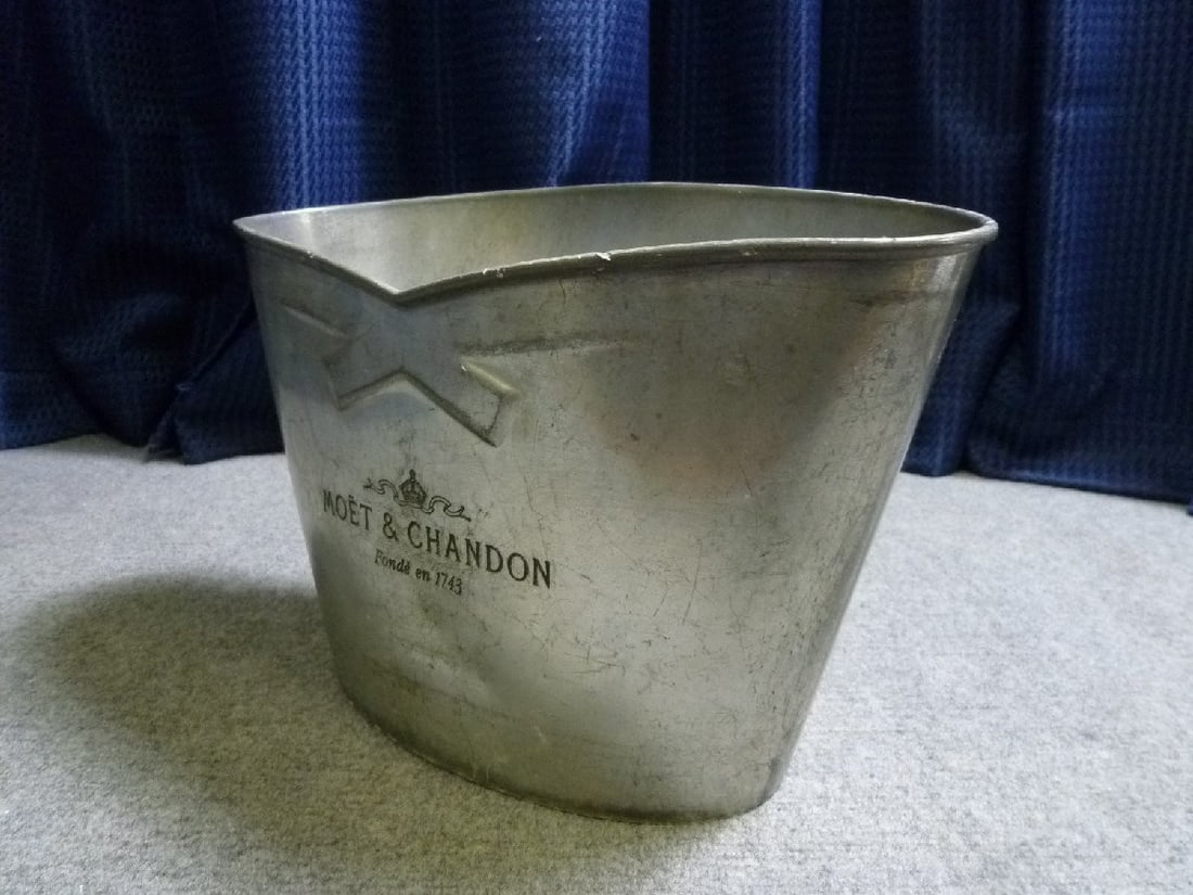 Mot & Chandon Cooler Vintage Champagne Ice Bucket Wine Chiller Bar France (1 of 3)