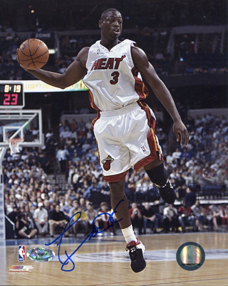 Wade Dwyane Autographed 8x10 Rookie Passing Photo (1 of 1)