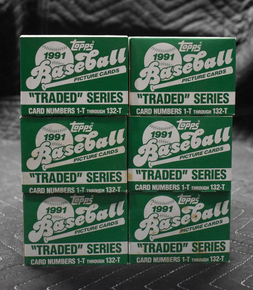 Lot of (24) 1991 Topps Traded Baseball Complete Sets Bagwell Rodriguez RC RBX35 (1 of 2)