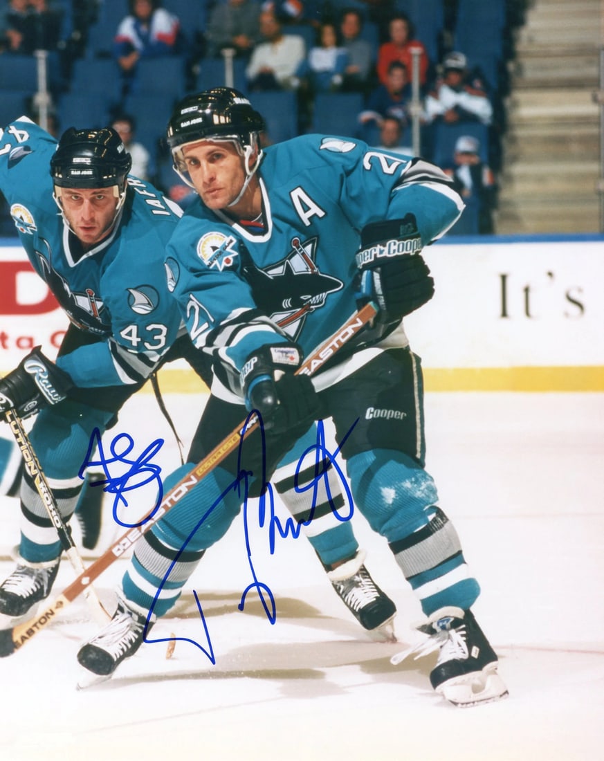 Tony Granato & Al Lafrate Autographed 8x10 Photo: Tony Granato & Al Lafrate Autographed 8x10 Photo Signed in blue sharpie across the front, Tony Granato and Al Lafrate's autograph adds a unique touch to this official 8x10 photo. The item comes with a