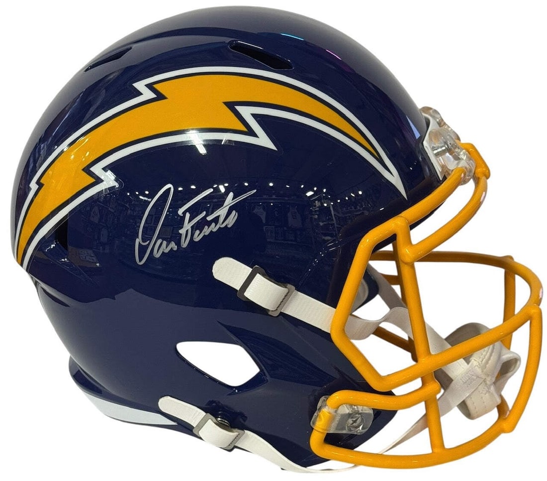 Dan Fouts Autographed Chargers Speed Full Size Helmet (Tri Star): Dan Fouts Autographed Chargers Speed Full Size Helmet (Tri Star) TriStar Dan Fouts Autographed Chargers Speed Full Size Helmet is a unique piece for football fans and collectors. The helmet features