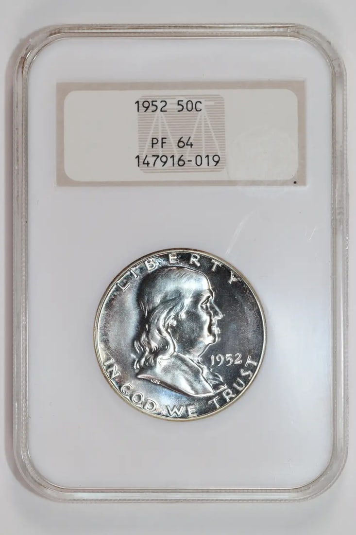 OLD FATTY HOLDER 1952 HALF DOLLAR NGC PR64 FRANKLIN: OLD FATTY HOLDER 1952 HALF DOLLAR NGC PR64 FRANKLIN The 1952 Half Dollar, graded PF 64 by the Numismatic Guaranty Corporation (NGC), boasts an impressive silver composition and a striking design. Cert