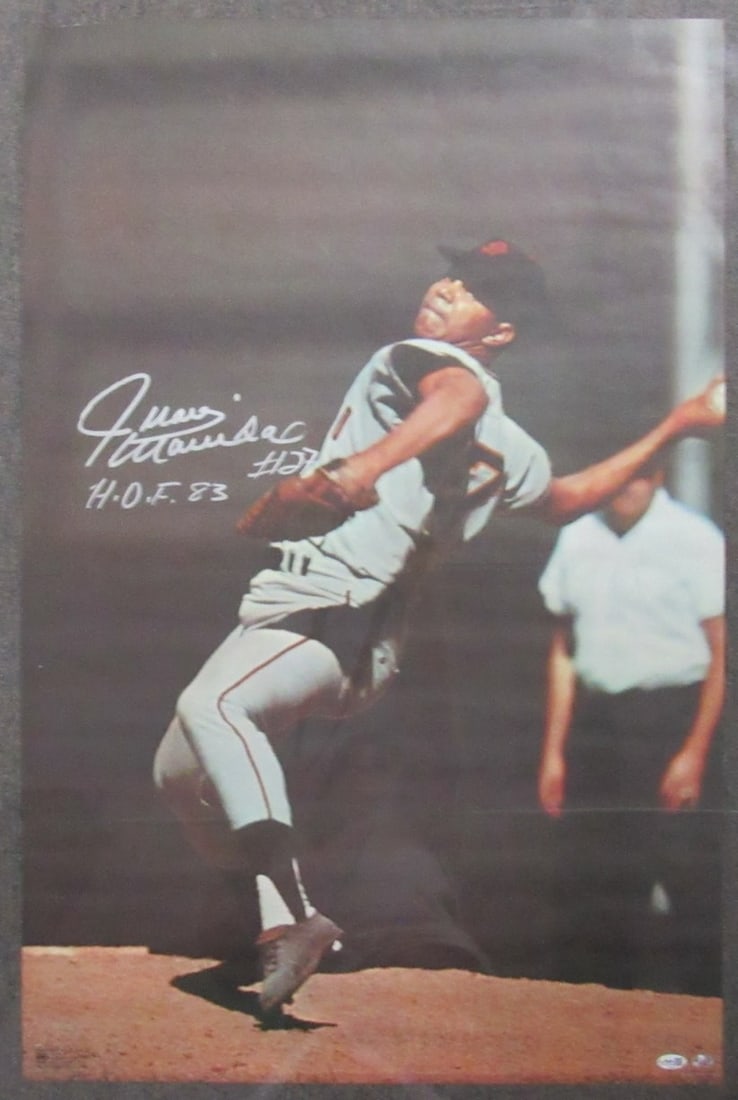 Juan Marichal Signed Vintage 1968 Sports Illustrated 24x36 Poster JSA 210048 (1 of 4)