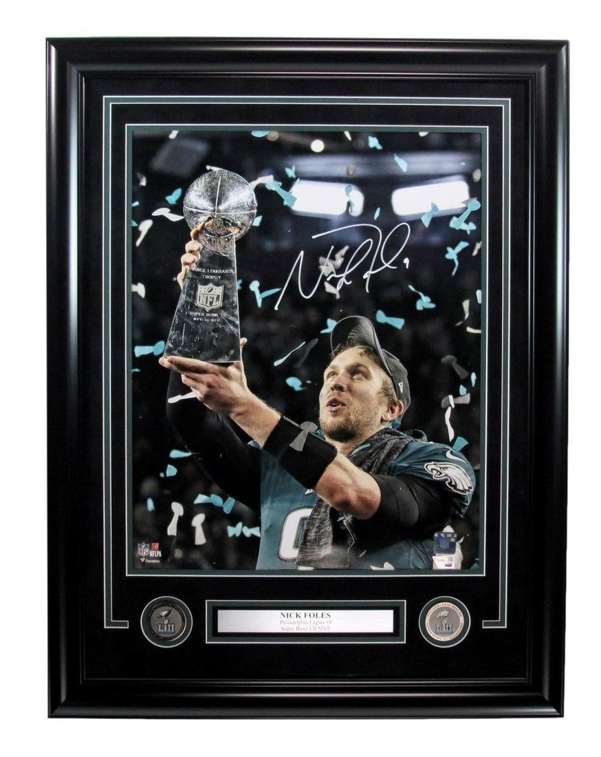 Nick Foles Autographed 16x20 Photo Philadelphia Eagles Framed Fanatics 188742: Nick Foles Autographed 16x20 Photo Philadelphia Eagles Framed Fanatics 188742 Authentic Nick Foles autographed 16x20 photo, officially framed by Fanatics Authentic. This unique piece features the Phil