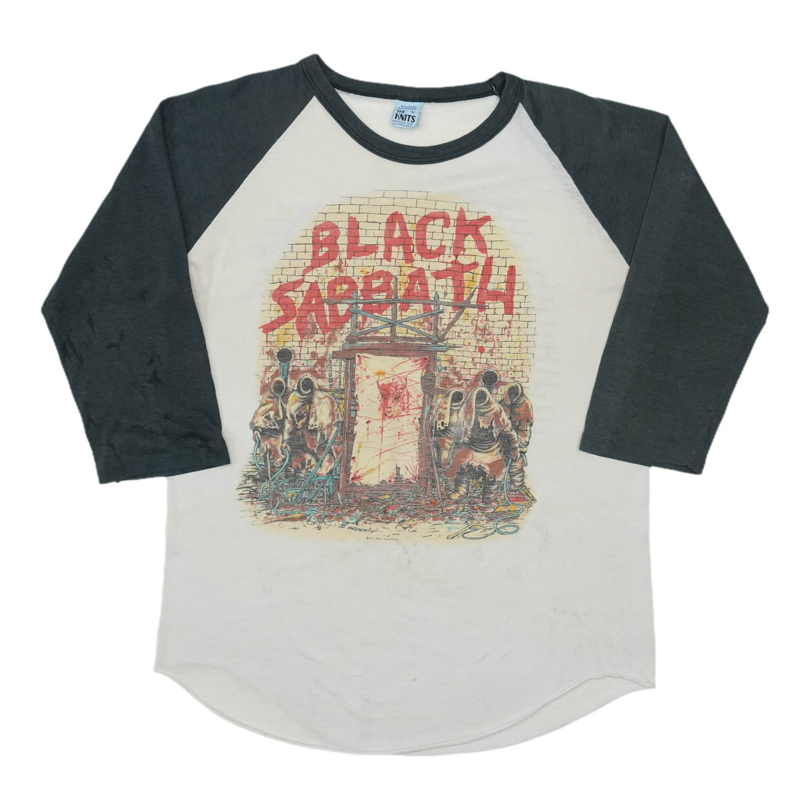Black Sabbath Mob Rules Tour Raglan Shirt: Black Sabbath Mob Rules Tour Raglan Shirt Authentic vintage 1981 Black Sabbath Mob Rules Tour Raglan Shirt. This worn condition, 50/50 cotton/poly raglan features a classic design with a white color