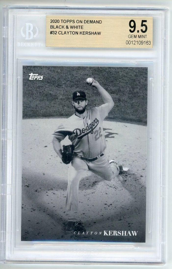 Clayton Kershaw 2020 Topps On Demand Black & White #32 Beckett GM 9.5: Clayton Kershaw 2020 Topps On Demand Black & White #32 Beckett GM 9.5 Clayton Kershaw's 2020 Topps On Demand Black & White #32 features his signature, graded by Beckett as a Gem Mint 9.5. This rare pr