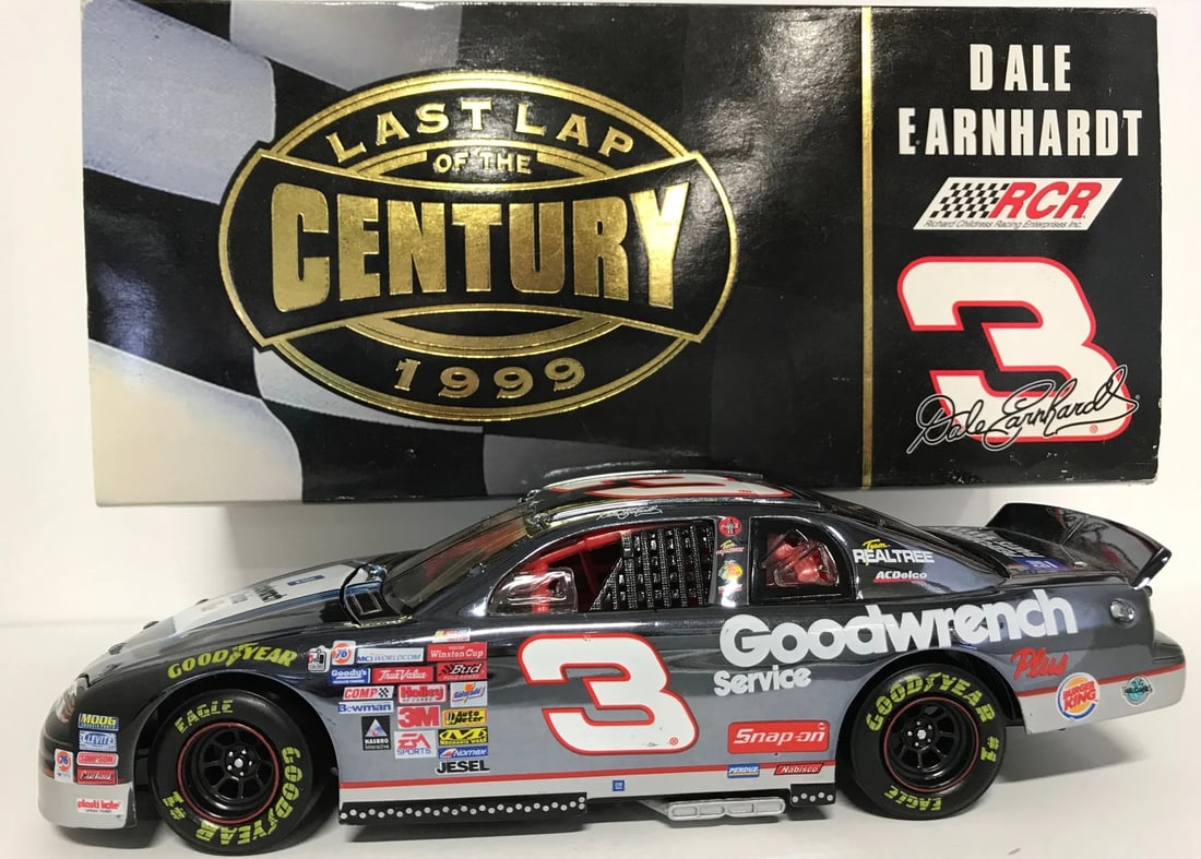 Dale Earnhardt Unsigned #3 1999 1: 24 Scale Die-Cast Stock Car Bank (1 of 2)