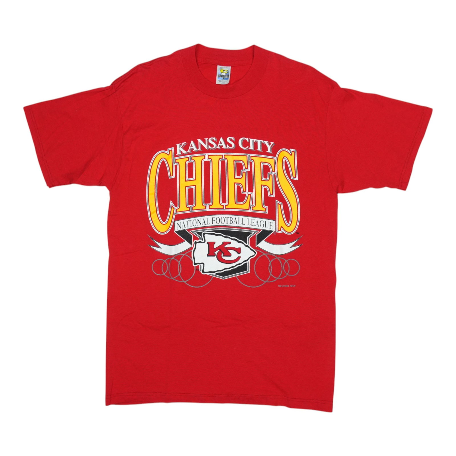 Kansas City Chiefs Shirt: Kansas City Chiefs Shirt Large, true vintage 1994 Kansas City Chiefs Shirt in excellent condition, measuring 21" pit to pit and 32" collar to hem. Made from 100% cotton, this original vintage shirt fe
