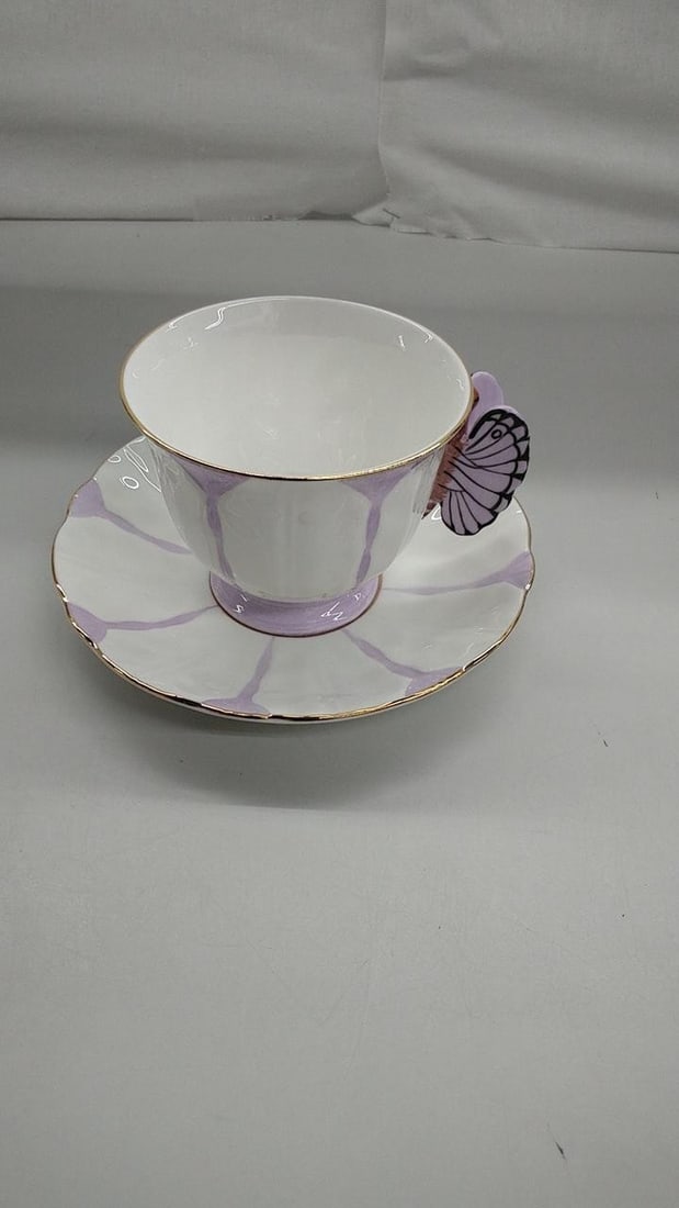 Collectible Hand Painted Aynsley Butterfly Porcelain Tea Cup Saucer Vintage: Collectible Hand Painted Aynsley Butterfly Porcelain Tea Cup Saucer Vintage Item Specifics: Brand: Aynsley Type: Cup & Saucer Color: NA Product Disclaimer: Please review the full description and photo