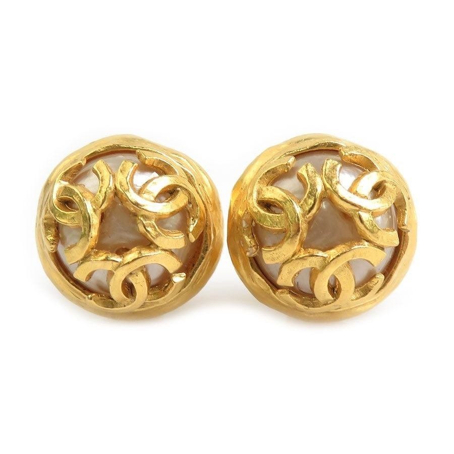 Vintage CHANEL 94A Coco Mark CC Faux Pearl Earring Gold tone in Rare (1 of 8)