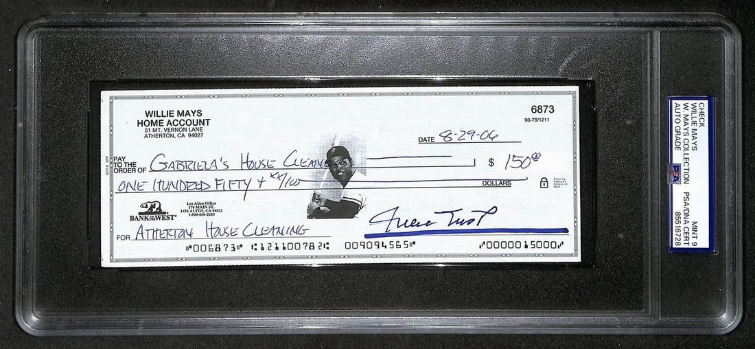 Willie Mays HOF Signed/ Auto 2006 Bank Check PSA/ DNA MINT 9 209078: Willie Mays HOF Signed/ Auto 2006 Bank Check PSA/ DNA MINT 9 209078 Willie Mays' iconic 2006 Bank Check bears his signature, a notable feature of this unique item. The PSA/DNA authentication verifies 