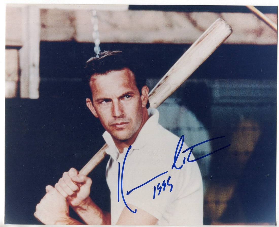 Costner Kevin Autographed 8x10 Photo (1 of 1)