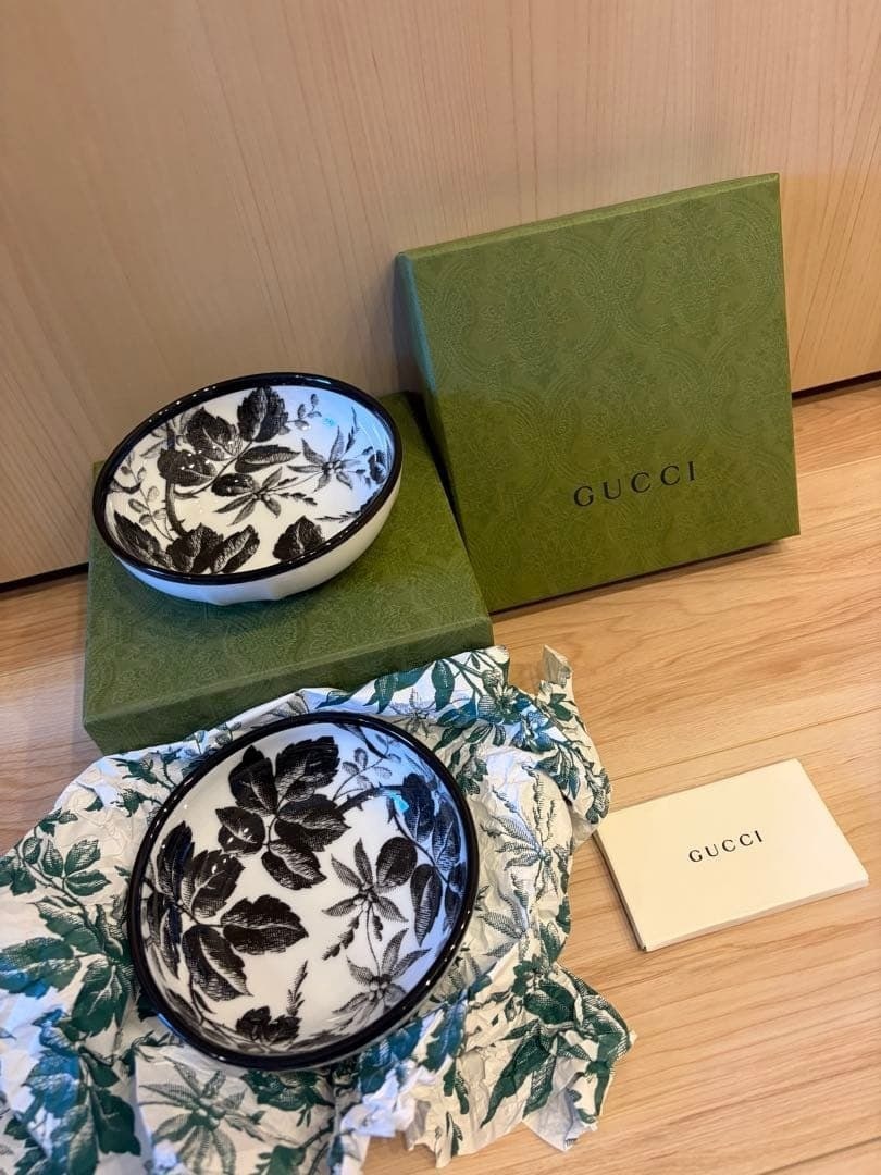 GUCCI Richard Ginori Small Plates Set of 2 Monochrome Botanical Design New: GUCCI Richard Ginori Small Plates Set of 2 Monochrome Botanical Design New Item Specifics: Brand: GUCCI Type: Plate Product Disclaimer: Measurements approximate; colors may vary due to lighting. While