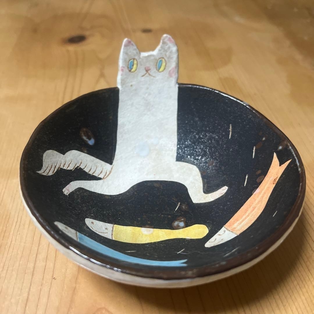 Makoto Kagoshima Cat & Fish Small Bowl 12.3cm Handmade Ceramic Japan Collectible: Makoto Kagoshima Cat & Fish Small Bowl 12.3cm Handmade Ceramic Japan Collectible Item Specifics: Antique: No Occasion: All Occasions Material: Ceramic Set Includes: Plate Brand: Makoto Kagoshima Type: