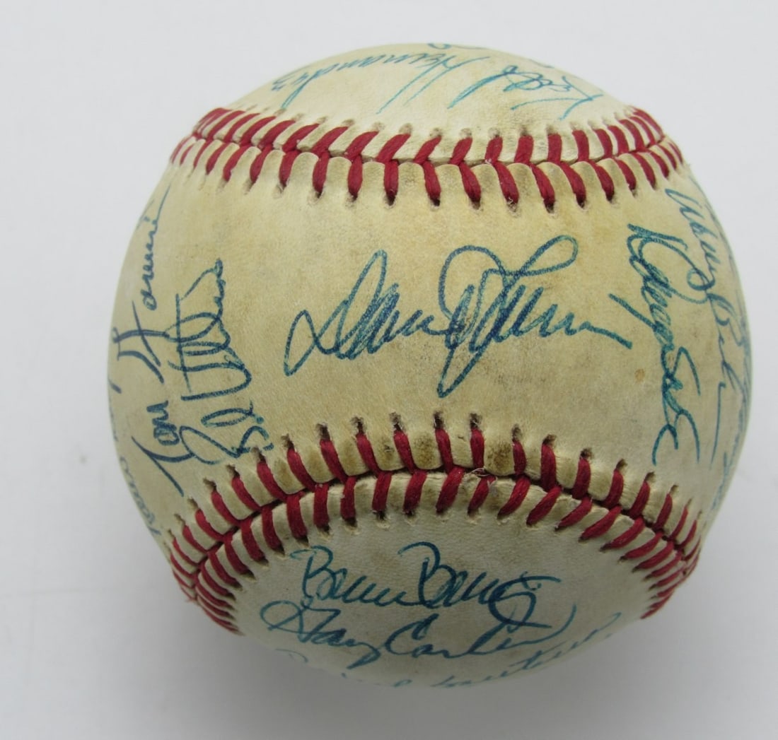 1985 New York Mets Team Signed by (27) ONL Baseball Carter Foster 196290: 1985 New York Mets Team Signed by (27) ONL Baseball Carter Foster 196290 Signed by 27 members of the 1985 New York Mets, including Carter Foster, this baseball boasts an impressive roster of team alum