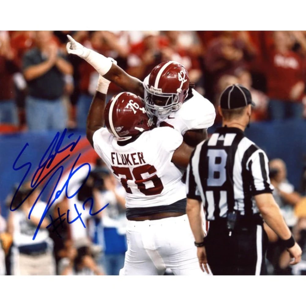 Lacy Eddie Autographed Photo 8x10: Lacy Eddie Autographed Photo 8x10 Eddie Lacy's sharpie signature adds a touch of authenticity to this 8x10 photo. The lacy background provides a unique and eye-catching backdrop for the signed image, 