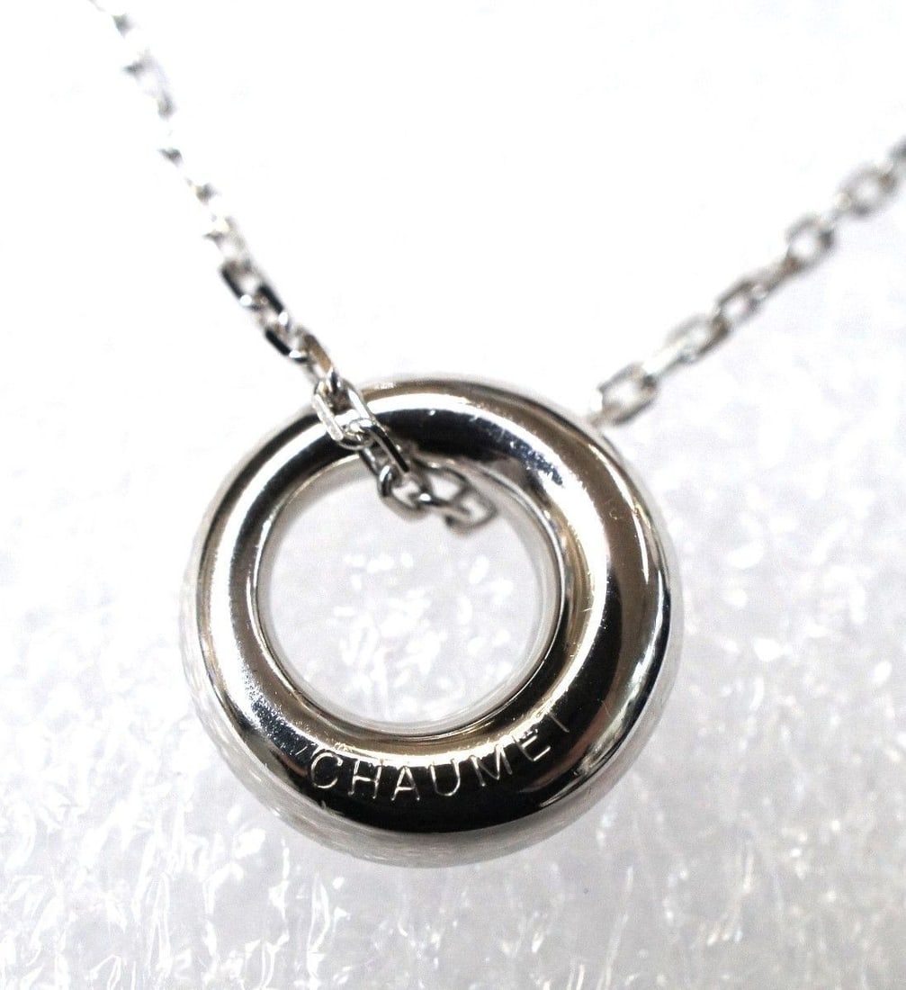 Paris Anneau Pendant Necklace 18k White Gold Circle Ring 4.63g: Paris Anneau Pendant Necklace 18k White Gold Circle Ring 4.63g Item Specifics: Pendant Shape: Circle Closure: Lobster Occasion: Anniversary Birthday Christening Christmas Confirmation/Communion Engage