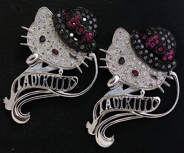 Sanrio Hello Kitty Lady Gaga Kitty Diamond Ruby 18k White Gold Earrings Limited: Sanrio Hello Kitty Lady Gaga Kitty Diamond Ruby 18k White Gold Earrings Limited Item Specifics: Materials Sourced From: Japan Antique: No Shape: Kitty Occasion: Anniversary Birthday Christening
