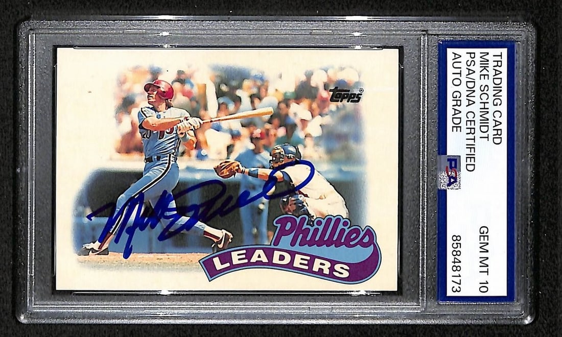 Mike Schmidt Signed 1989 Topps Tiffany Card HOF Phillies Card # 489 PSA/ DNA 10: Mike Schmidt Signed 1989 Topps Tiffany Card HOF Phillies Card # 489 PSA/ DNA 10 Authentic 1989 Topps Tiffany baseball card featuring Mike Schmidt, a Hall of Fame Phillies player, graded PSA/DNA 10.