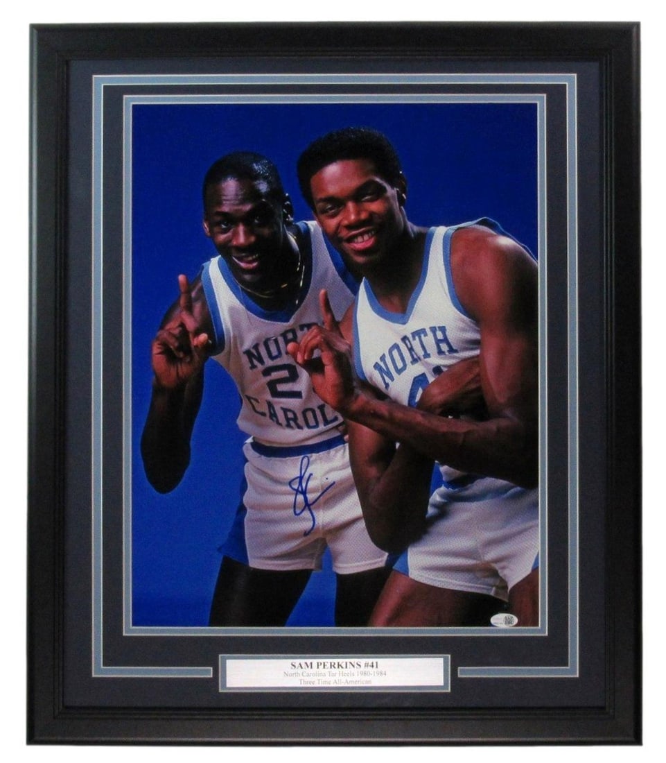 Sam Perkins w/ Michael Jordan UNC Tar Heels Signed 16x20 Photo Framed JSA 200142: Sam Perkins w/ Michael Jordan UNC Tar Heels Signed 16x20 Photo Framed JSA 200142 Sam Perkins and Michael Jordan team up as North Carolina Tar Heels, capturing the spirit of college basketball's greate