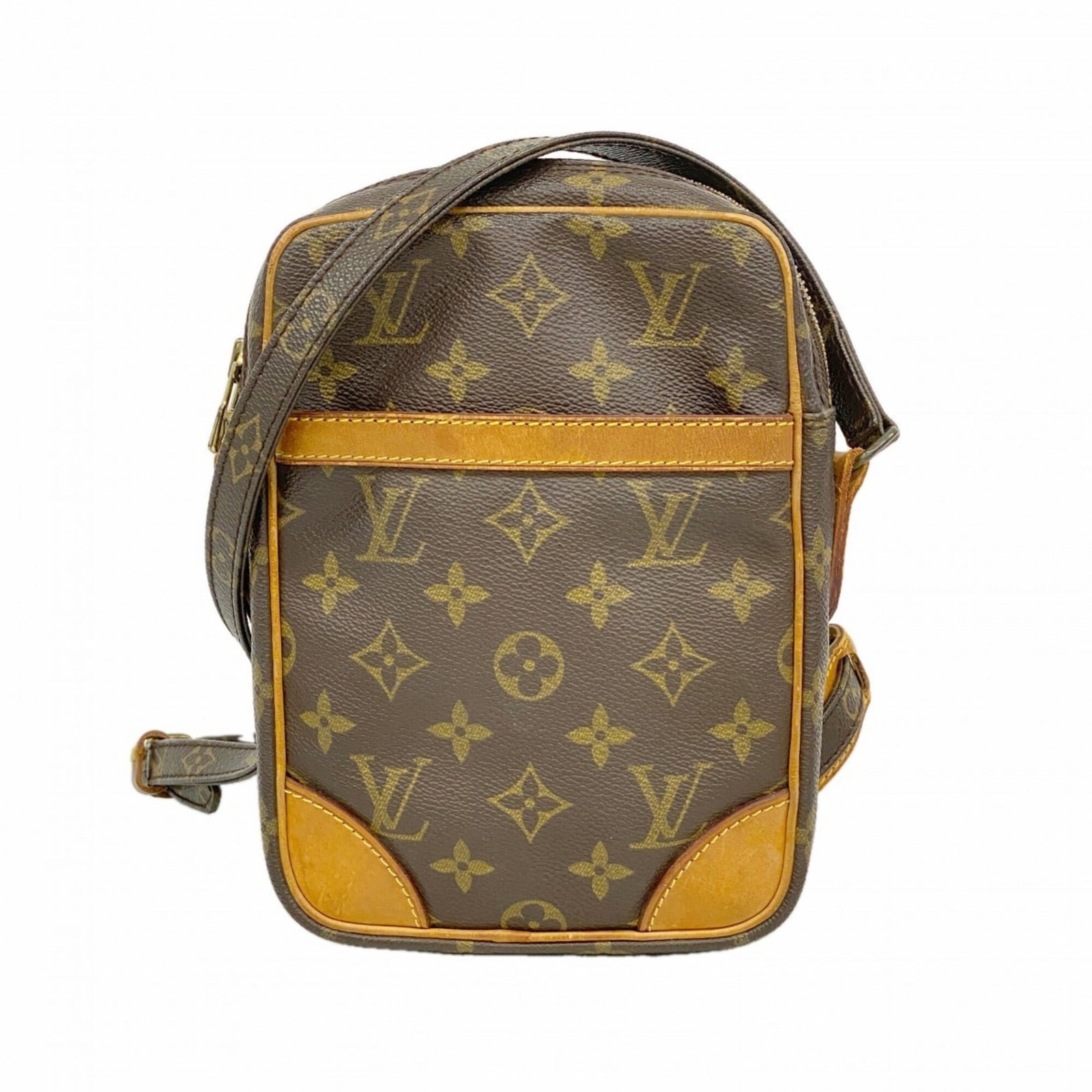 Louis Vuitton Shoulder Bag: Louis Vuitton Shoulder Bag Brown Louis Vuitton shoulder bag with classic design, featuring the iconic monogram pattern. Measuring 21cm x 15cm x 4.5cm, it's a stylish and compact accessory perfect for 