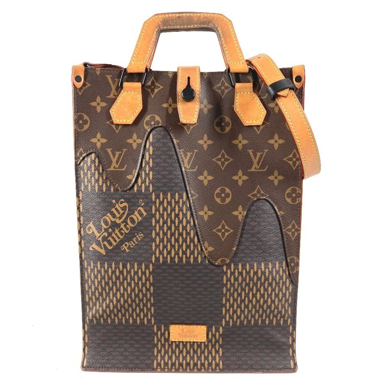 Louis Vuitton Shoulder Bag Tote Bag Damier Canvas: Louis Vuitton Shoulder Bag Tote Bag Damier Canvas Brown Damier Canvas Louis Vuitton Shoulder Bag Tote Bag, 34cm x 25cm x 14.5cm. This shoulder bag features the iconic Damier canvas material and a