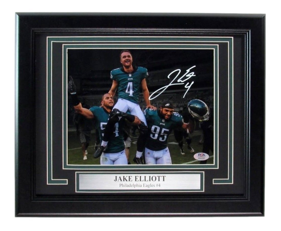 Jake Elliott Autographed 8x10 Photo Framed Philadelphia Eagles PSA/ DNA 193990 (1 of 4)