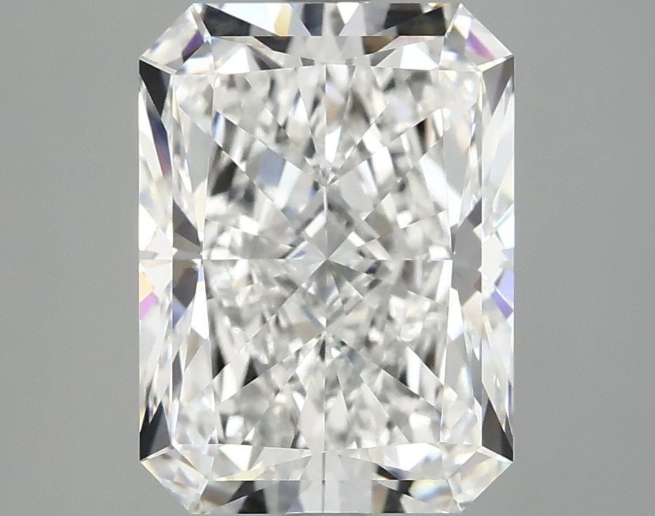 IGI Radiant 4.08ct E VVS2 - Loose Lab Diamond: IGI Radiant 4.08ct E VVS2 - Loose Lab Diamond Item Specifics: Source: This Is A Real Diamond Grown In A Lab Not Mined. Carat: 4.08 Cut: - Color: E Clarity: VVS2 Polish: EX Symmetry: EX Measurements: 1