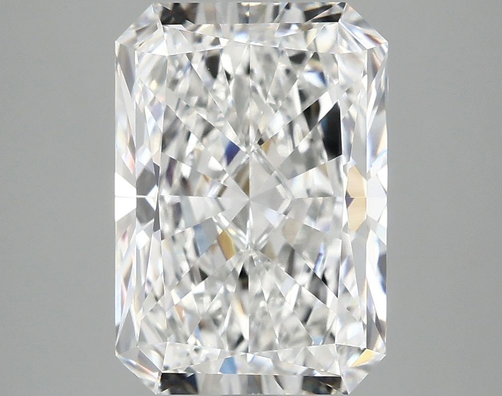 IGI Radiant 4.24ct E VVS2 - Loose Lab Diamond: IGI Radiant 4.24ct E VVS2 - Loose Lab Diamond Item Specifics: Source: This Is A Real Diamond Grown In A Lab Not Mined. Carat: 4.24 Cut: - Color: E Clarity: VVS2 Polish: EX Symmetry: EX Measurements: 1