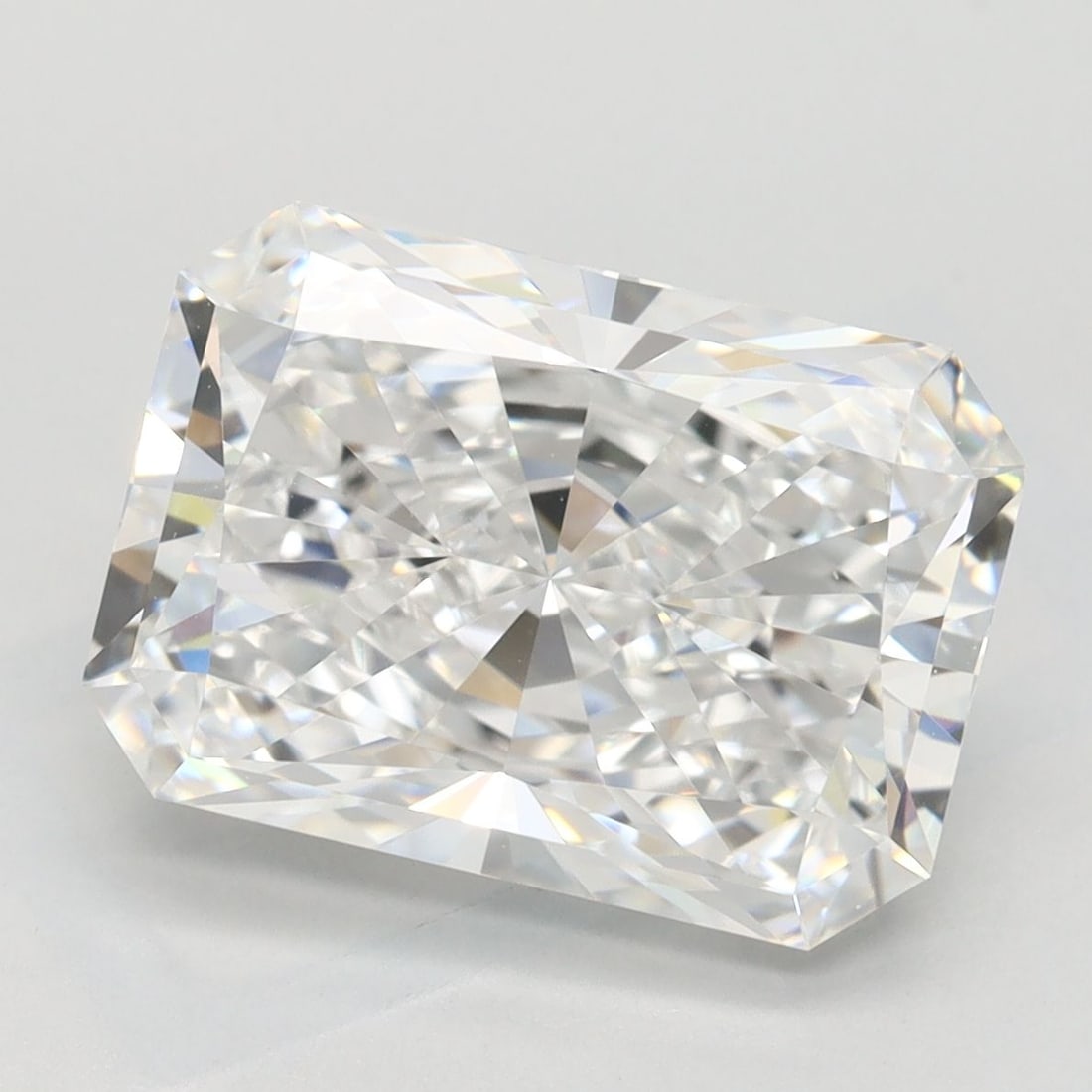 GIA Radiant 4.13ct D VVS1 - Loose Lab Diamond: GIA Radiant 4.13ct D VVS1 - Loose Lab Diamond Item Specifics: Source: This Is A Real Diamond Grown In A Lab Not Mined. Carat: 4.13 Cut: - Color: D Clarity: VVS1 Polish: EX Symmetry: EX Measurements: 1